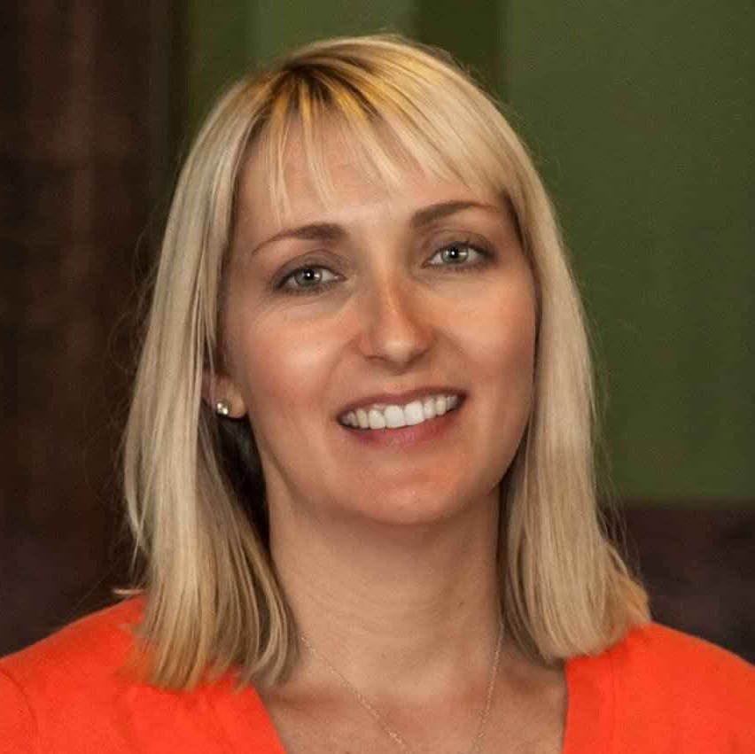 photo of Stefanie Baines